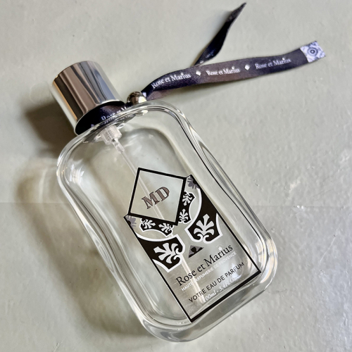 CREATE YOUR BESPOKE PERFUME
