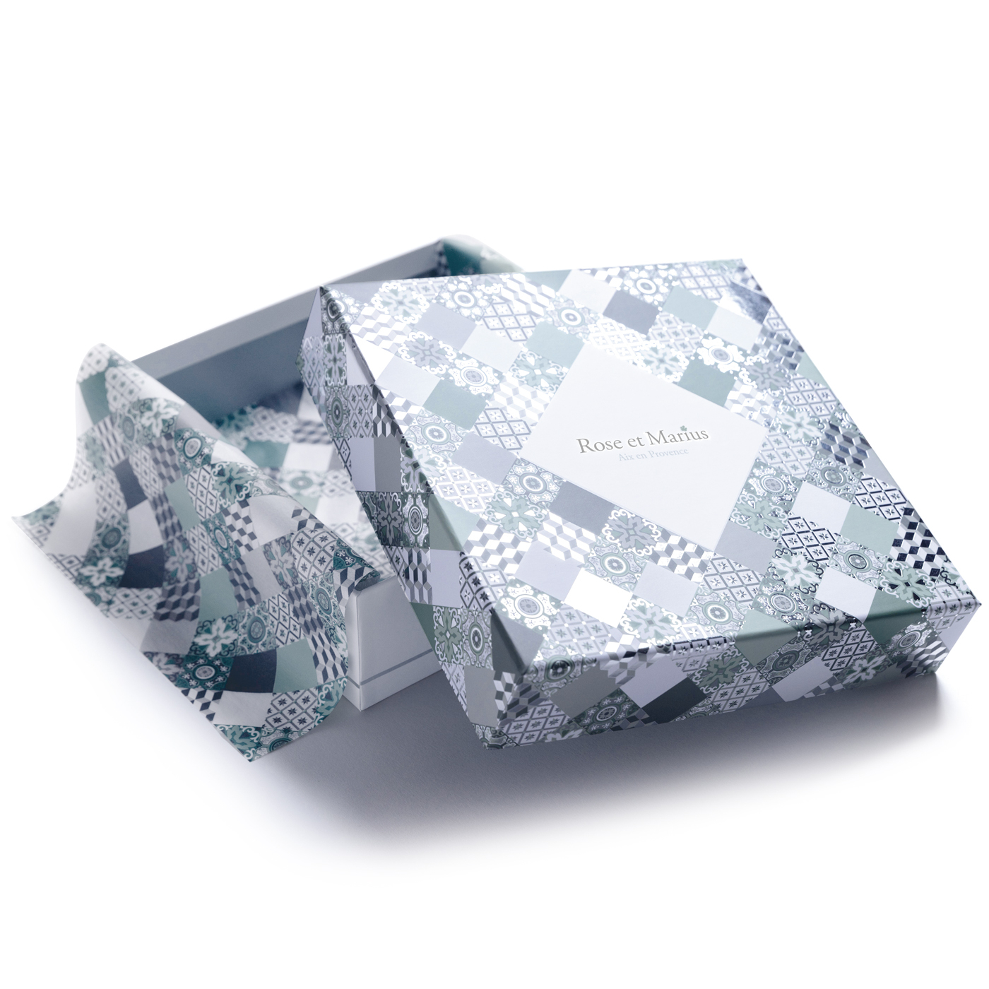 Home fagrance gift set siesta in a sunlit home